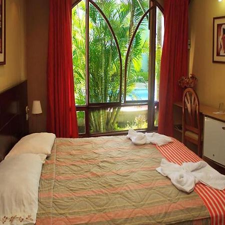 Hotel & Suites La Posada De Lobo Iquitos Room photo